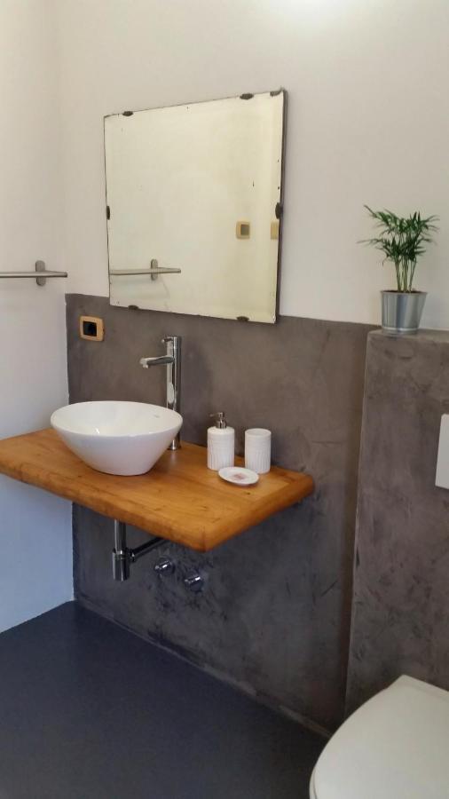 B&B Val Valerna Lezzeno Buitenkant foto